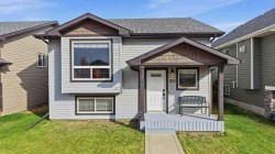 159 Pioneer Way Blackfalds, AB T4M 0B7