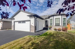 14 Kingston Drive Red Deer, AB T4P 3P9