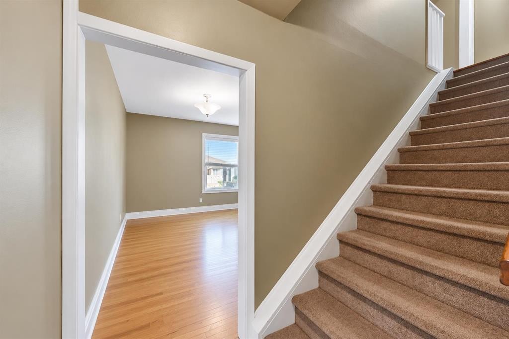 11 Poplar Crescent, Springbrook, AB
