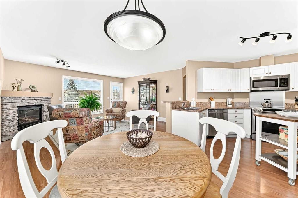 413 Jenkins Drive, Red Deer, AB