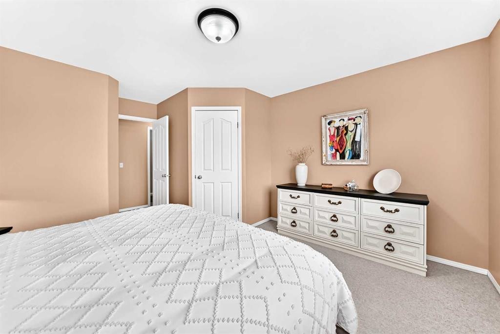 413 Jenkins Drive, Red Deer, AB