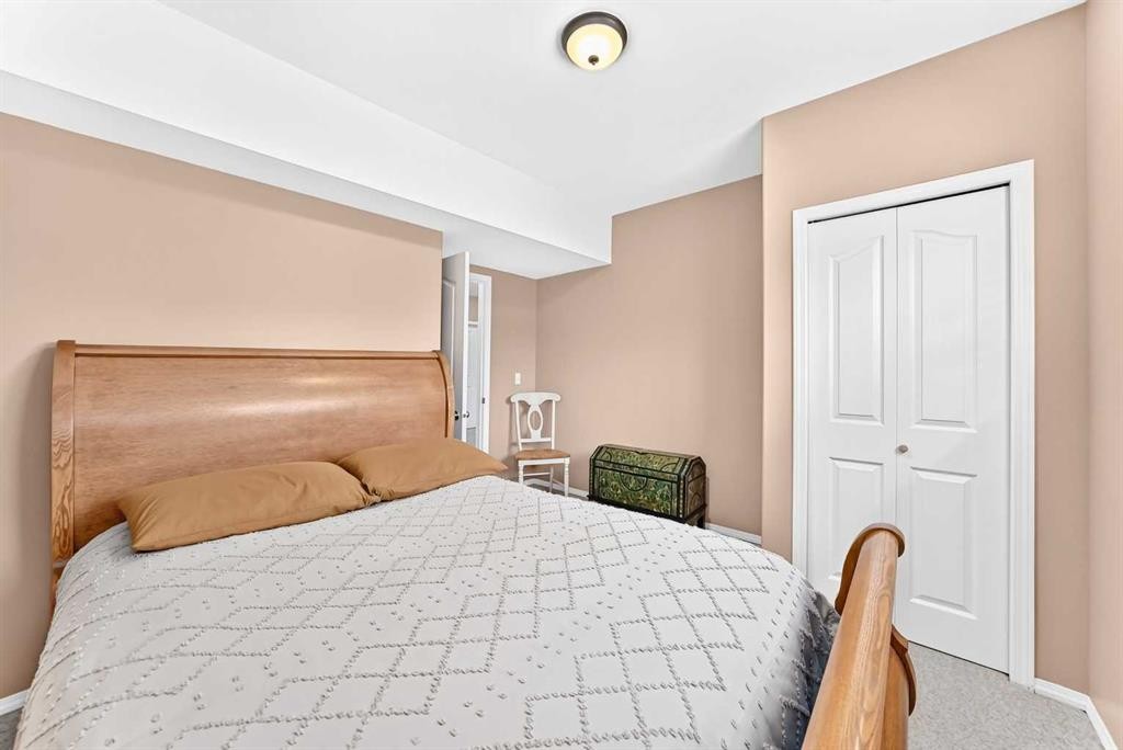 413 Jenkins Drive, Red Deer, AB