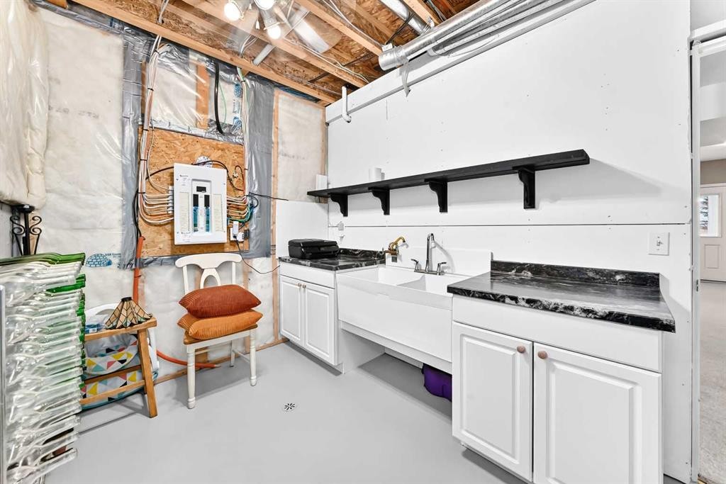 413 Jenkins Drive, Red Deer, AB