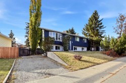 28 Newlands Avenue Red Deer, AB T4P 1Z9