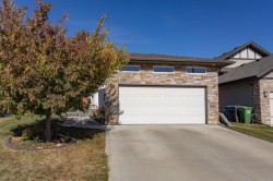 32 Tanner Street Red Deer, AB T4P 0S7