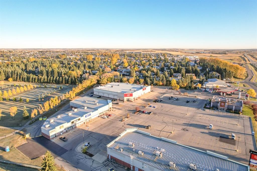 5834 Ab-2, Lacombe, AB