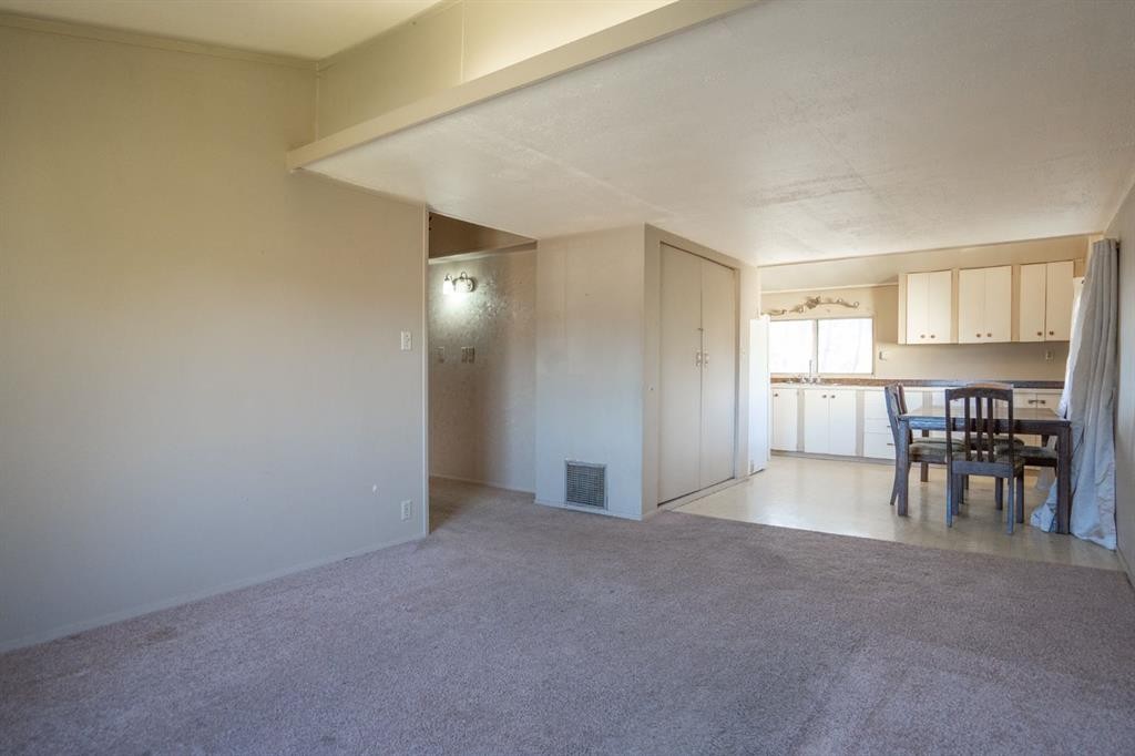 4 Sproule Place, Bashaw, AB
