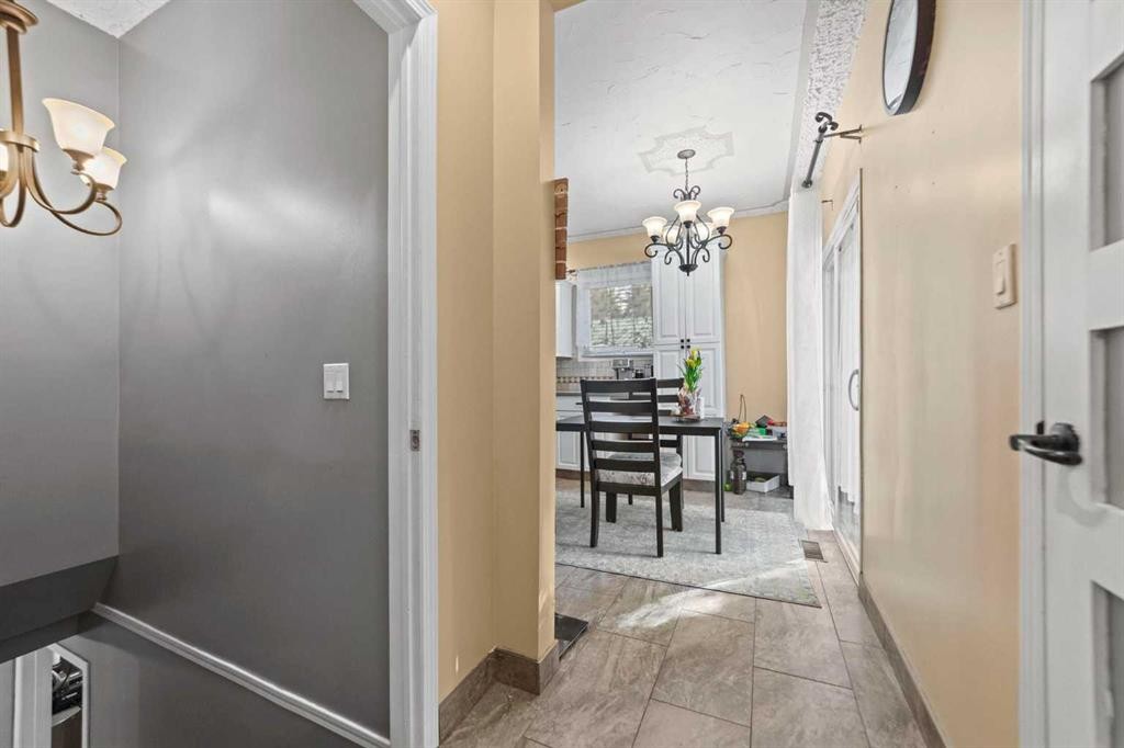 5218 45 Street, Camrose, AB