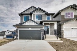 42 Verdure Place SW Calgary, AB T2Y 1C9
