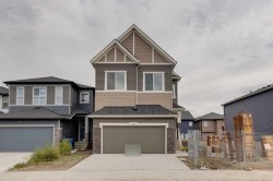 34 Amblefield Common NW Calgary, AB T3P 2L7