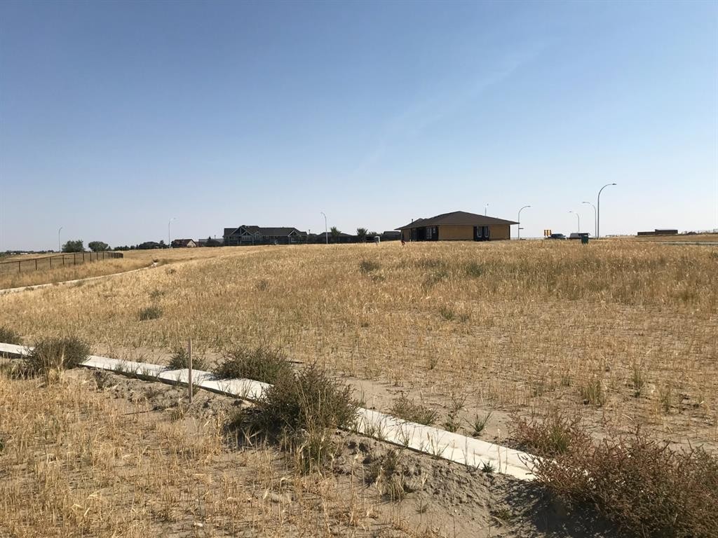 604 Gold Canyon Cove South, Lethbridge, AB