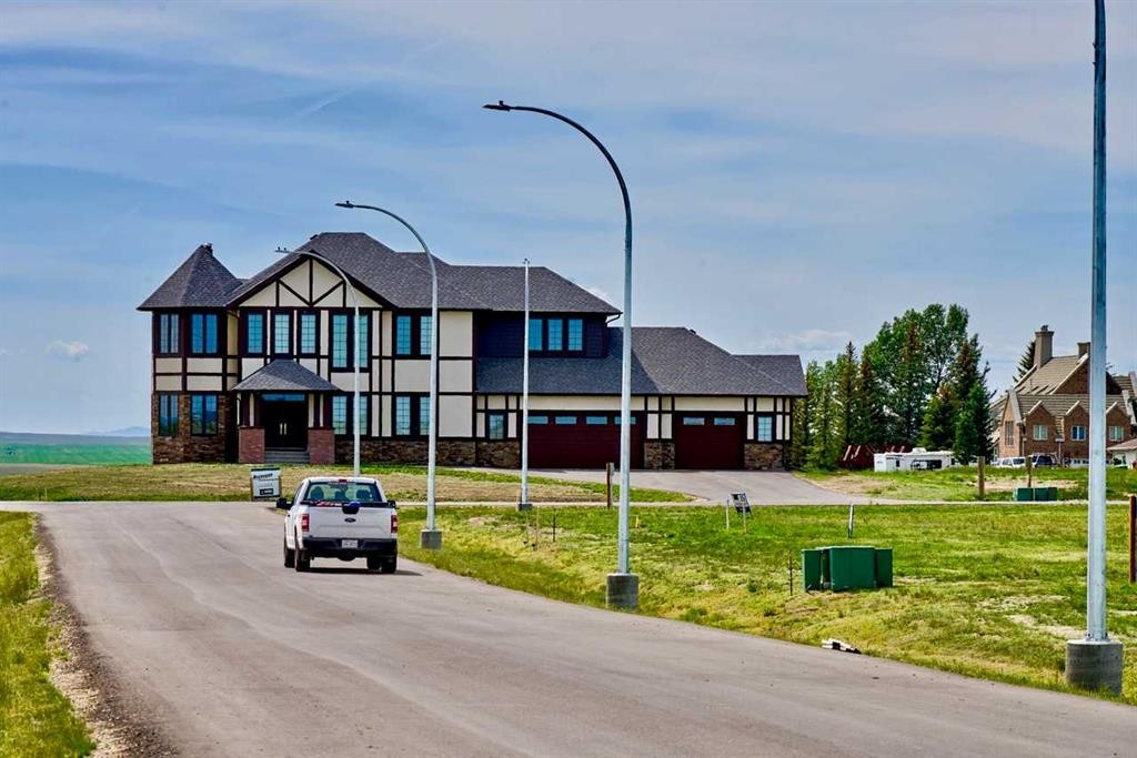 5 Edgemoor Way West, Rural Lethbridge County, AB