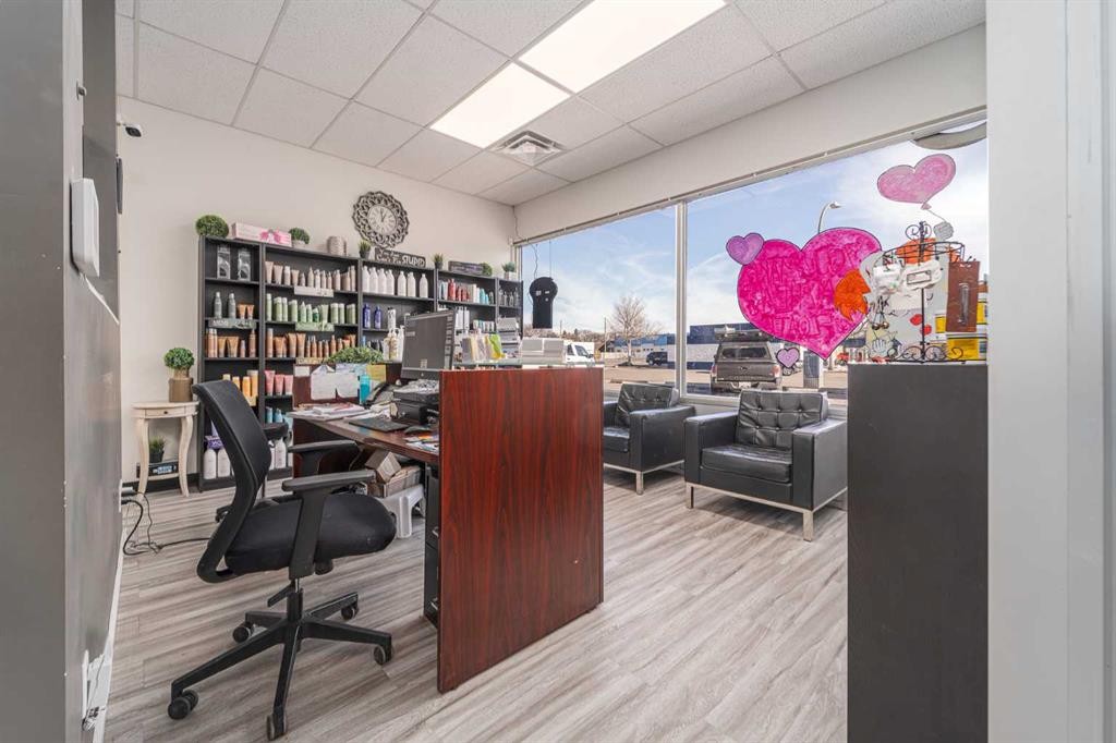 210B 12A Street North, Lethbridge, AB