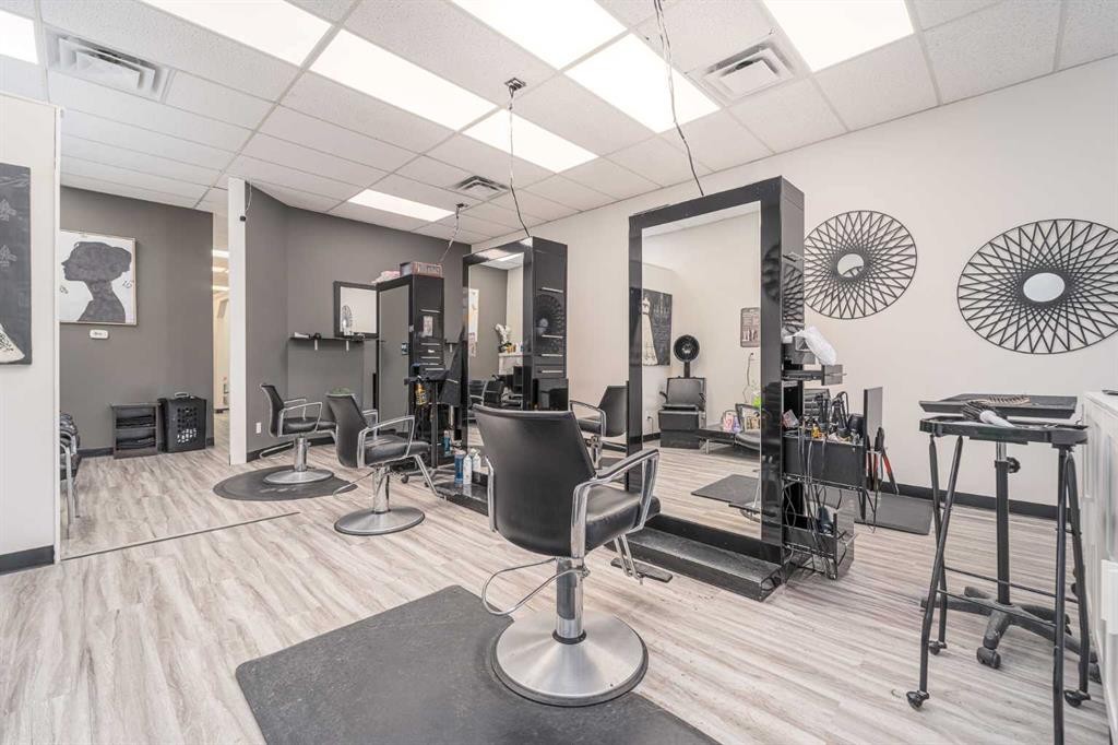 210B 12A Street North, Lethbridge, AB