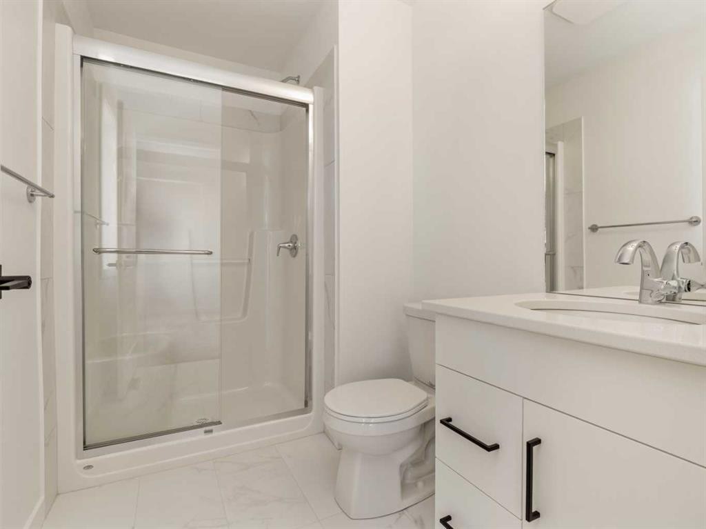 685 Blackwolf Boulevard North, Lethbridge, AB - Indoor Photo Showing Bathroom