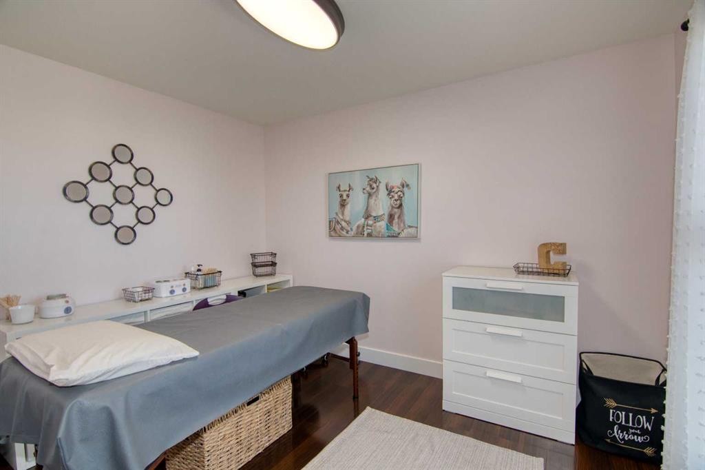 280 1 Avenue North, Magrath, AB - Indoor