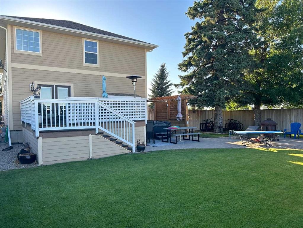 280 1 Avenue North, Magrath, AB - Outdoor With Deck Patio Veranda