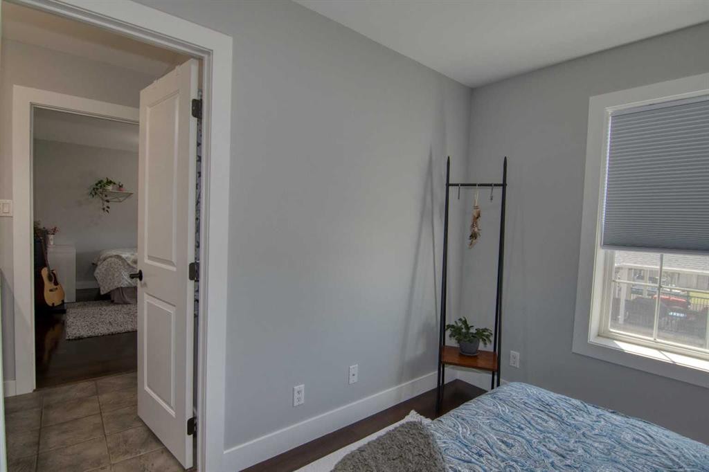 280 1 Avenue North, Magrath, AB - Indoor Photo Showing Bedroom
