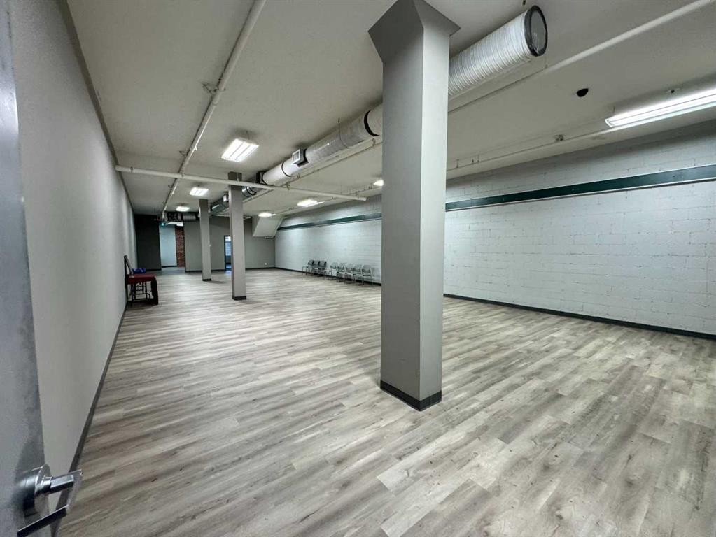 110-333 6 Street South, Lethbridge, AB