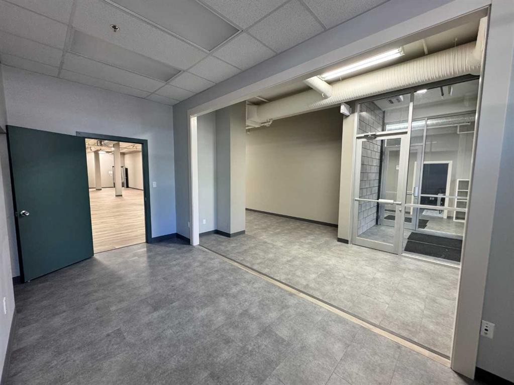 110-333 6 Street South, Lethbridge, AB