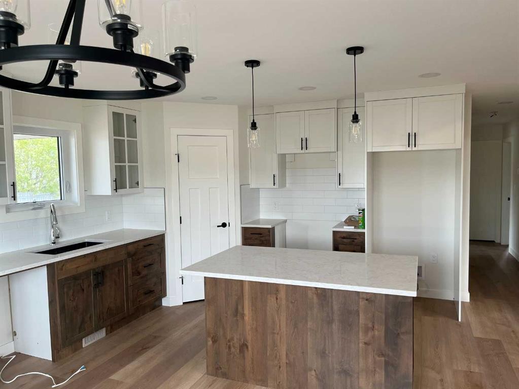 3 Greenview Crescent, Foremost, AB - Indoor Photo Showing Kitchen
