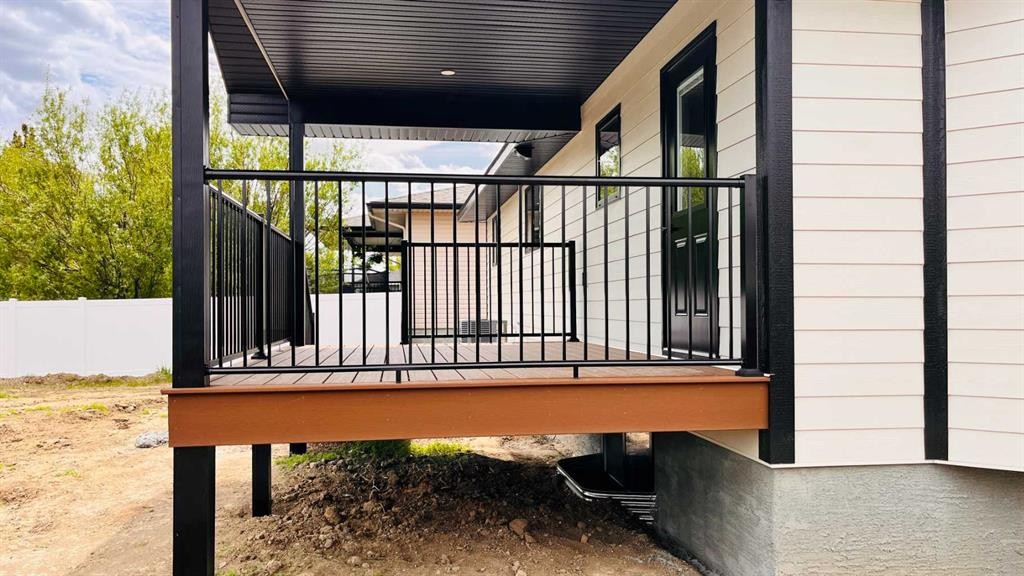 3 Greenview Crescent, Foremost, AB - Outdoor With Exterior