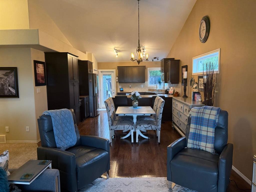 19 Firelight Way West, Lethbridge, AB