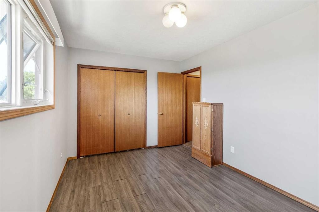 199 Mt Crandell Crescent West, Lethbridge, AB - Indoor Photo Showing Other Room