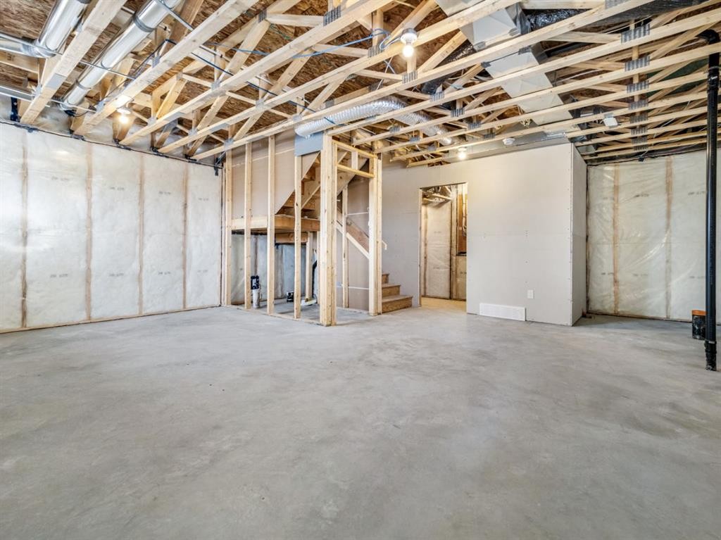 182 Caribou Bend North, Lethbridge, AB - Indoor Photo Showing Basement