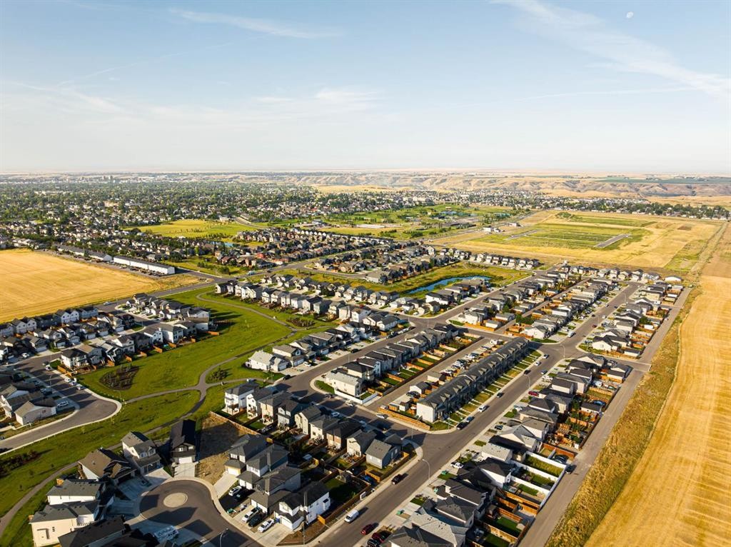 182 Caribou Bend North, Lethbridge, AB - Outdoor With View