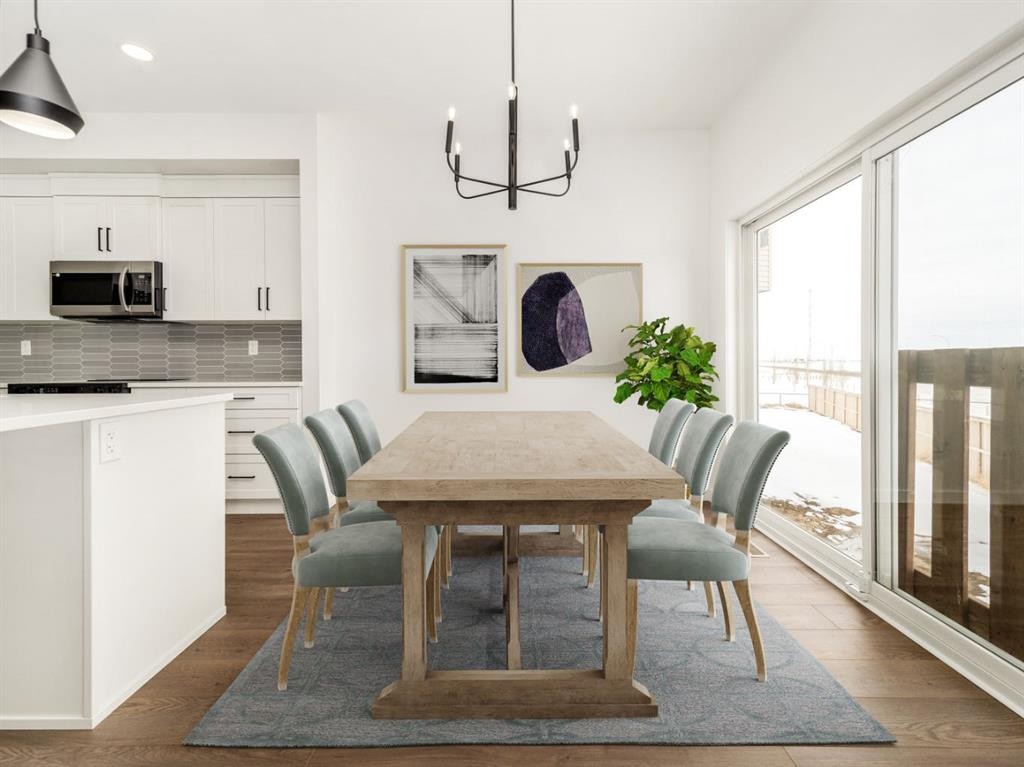 182 Caribou Bend North, Lethbridge, AB - Indoor Photo Showing Dining Room