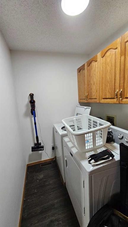 207 Centre Avenue Ne, Milk River, AB - Indoor Photo Showing Kitchen