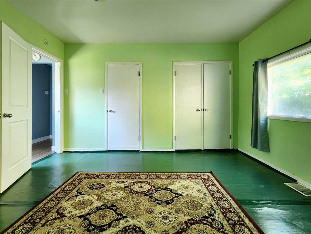 611 9 Avenue North, Lethbridge, AB - Indoor Photo Showing Other Room