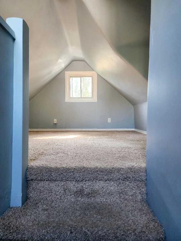 611 9 Avenue North, Lethbridge, AB - Indoor Photo Showing Other Room