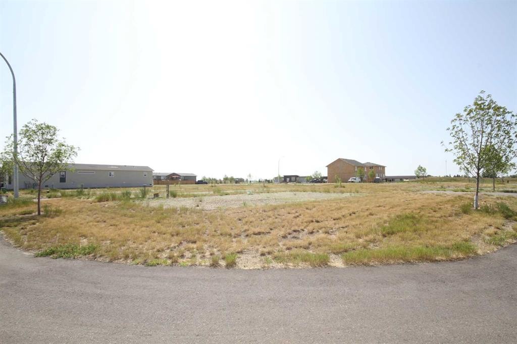 2 Meadows Way, Taber, AB