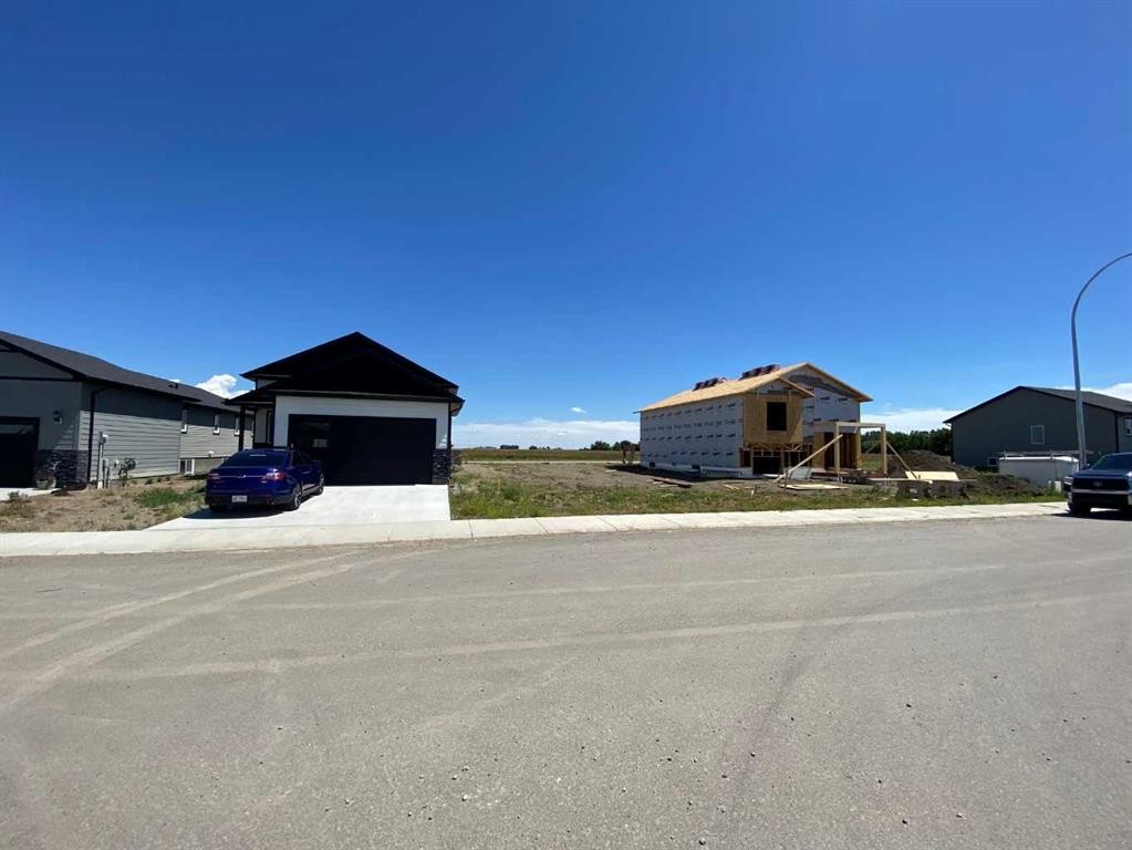 1909 Parkside Way, Coaldale, AB