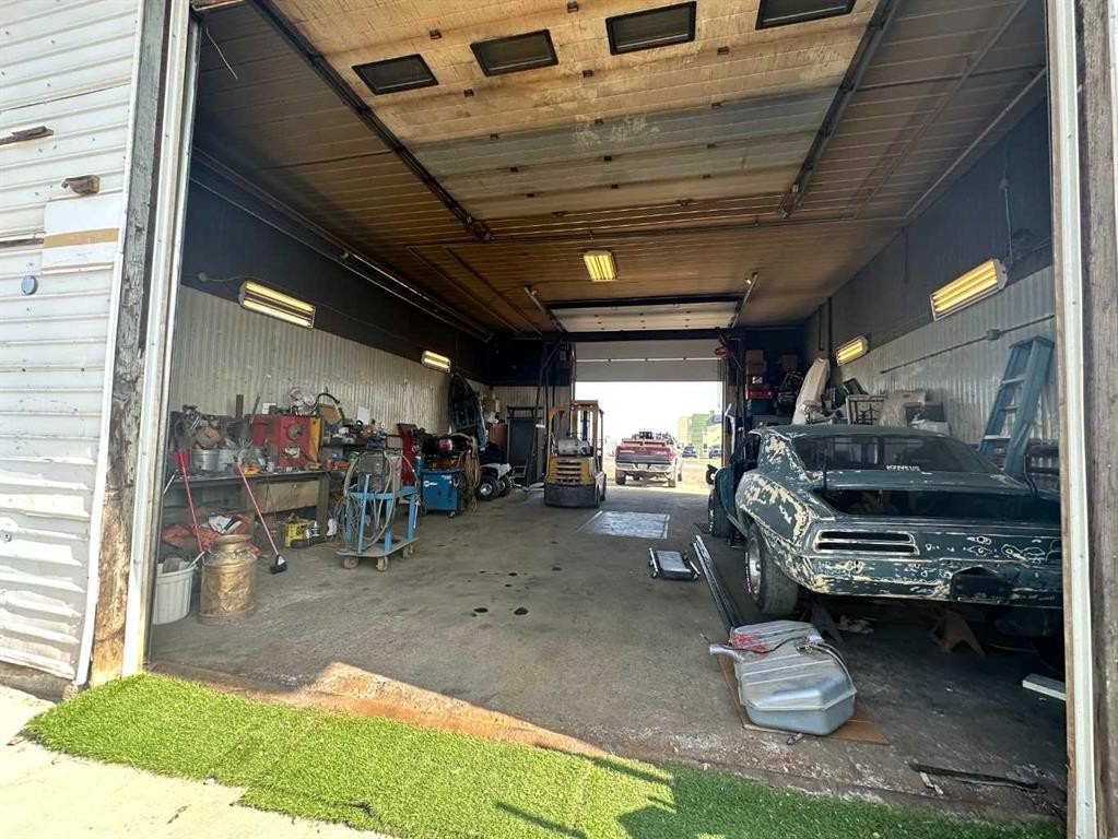 6002 60 Avenue, Taber, AB