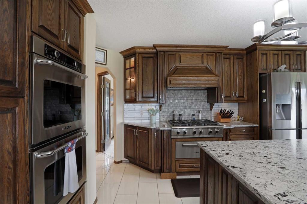 201076 Range Road 142, Rural Newell, County Of, AB - Indoor Photo Showing Kitchen