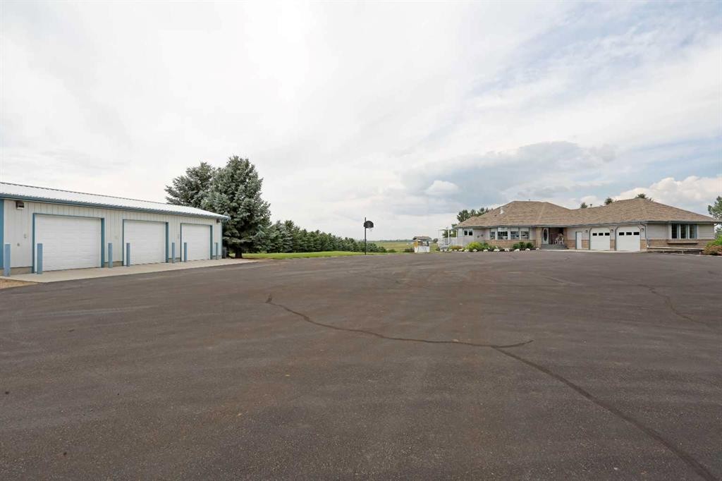 201076 Range Road 142, Rural Newell, County Of, AB - Outdoor