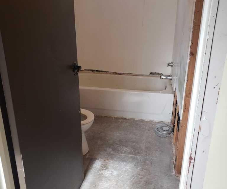 4806 6 Street, Coalhurst, AB - Indoor