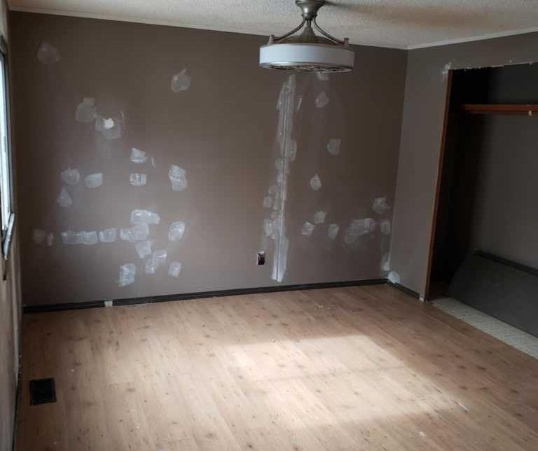 4806 6 Street, Coalhurst, AB - Indoor Photo Showing Other Room