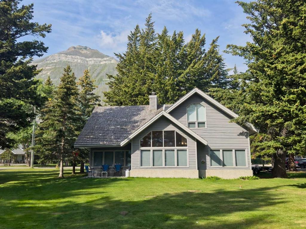 107 Mount View, Waterton Park, AB - Outdoor