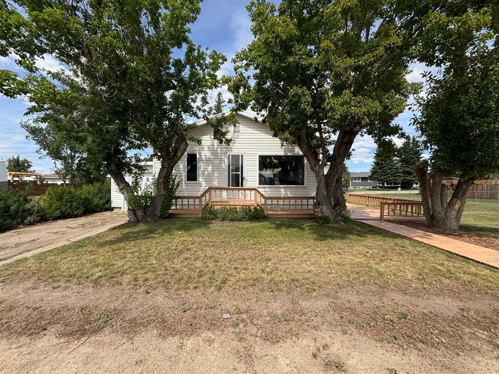307 Centre Avenue, Coutts, AB - Outdoor
