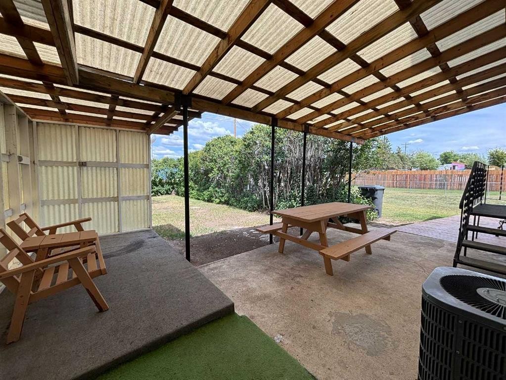 307 Centre Avenue, Coutts, AB - With Exterior