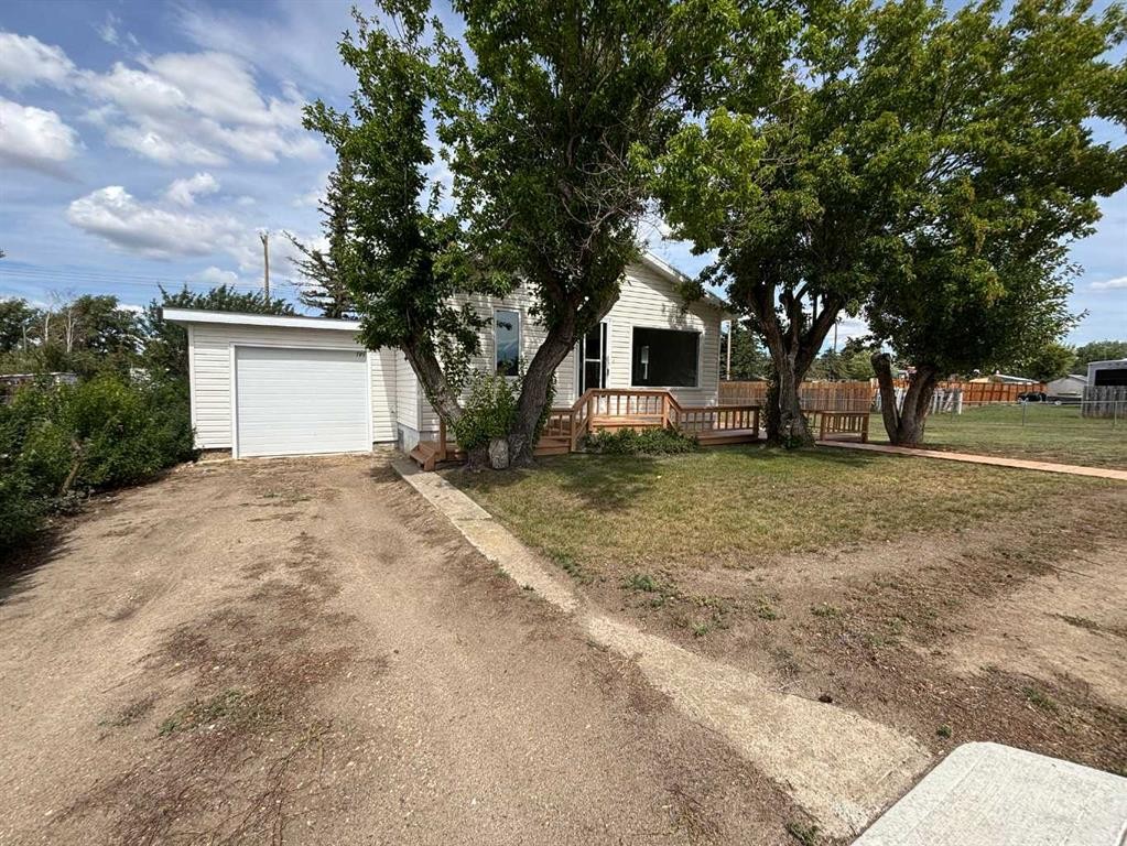 307 Centre Avenue, Coutts, AB - Outdoor