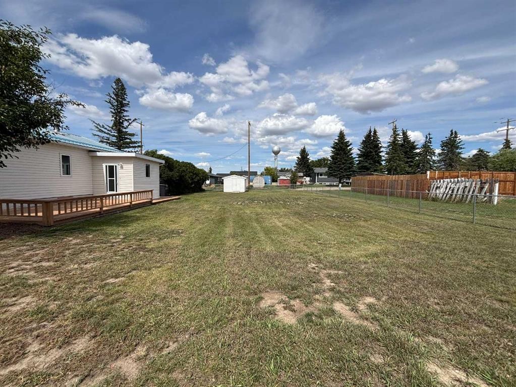 307 Centre Avenue, Coutts, AB - Outdoor
