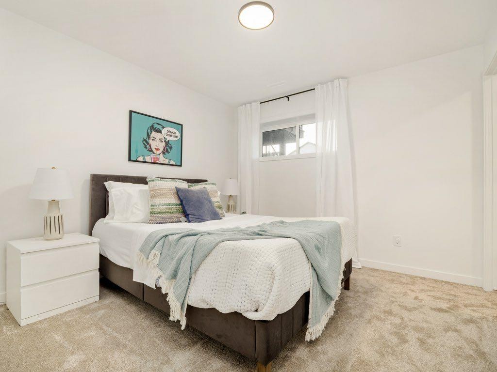 3026 47 Street South, Lethbridge, AB - Indoor Photo Showing Bedroom