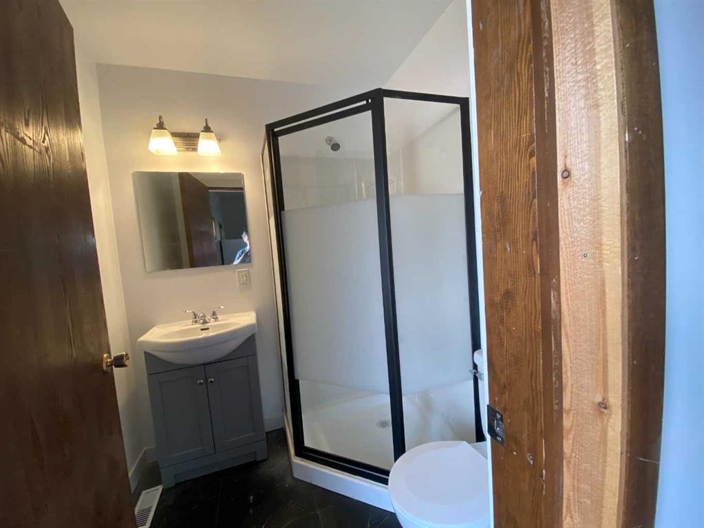 2138 213 Street, Bellevue, AB