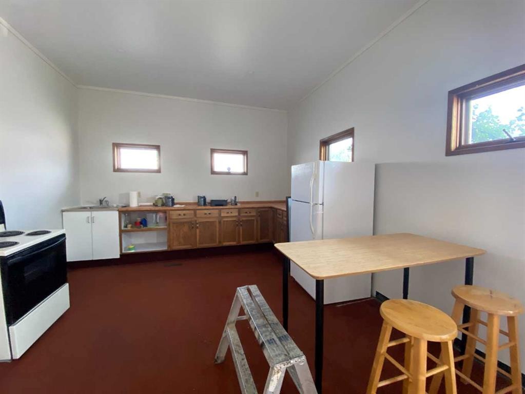 2138 213 Street, Bellevue, AB