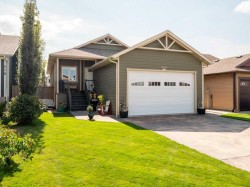 406 11 Street Nobleford, AB T0L 1S0